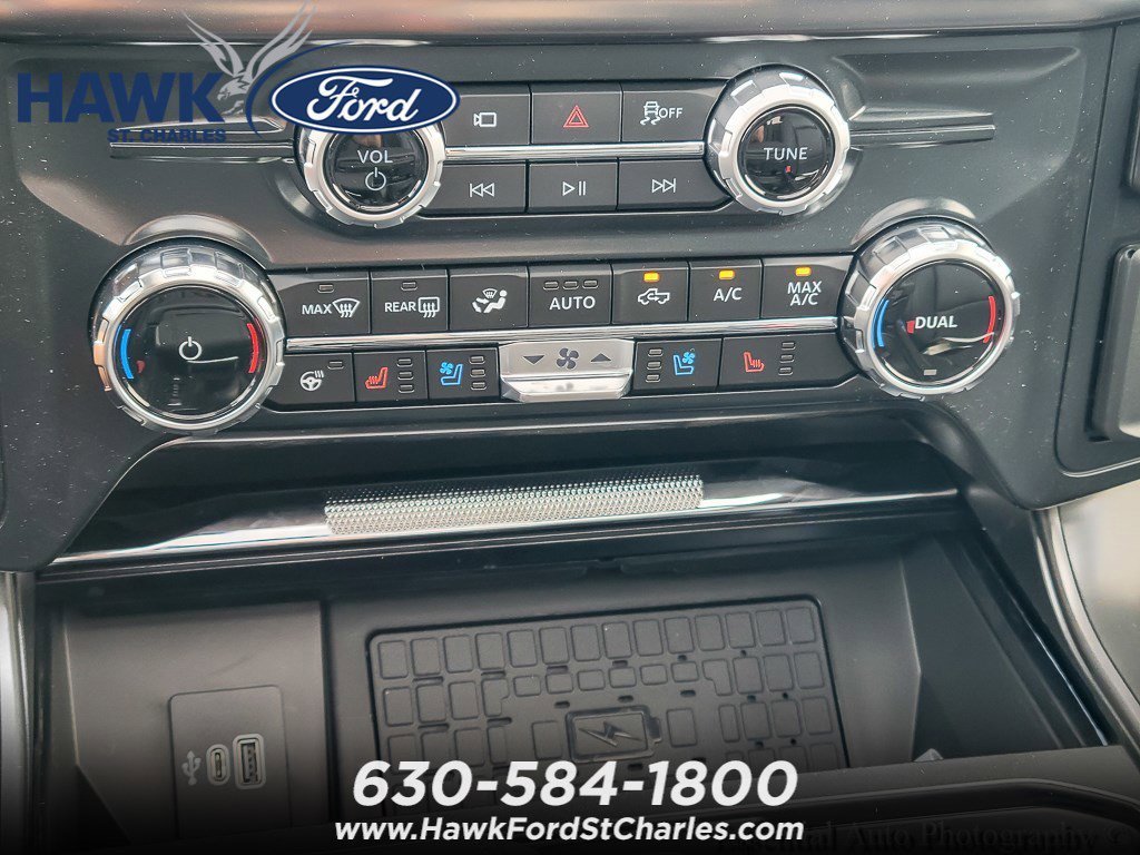 New 2026 Agate Black Metallic Ford Lariat® image 17