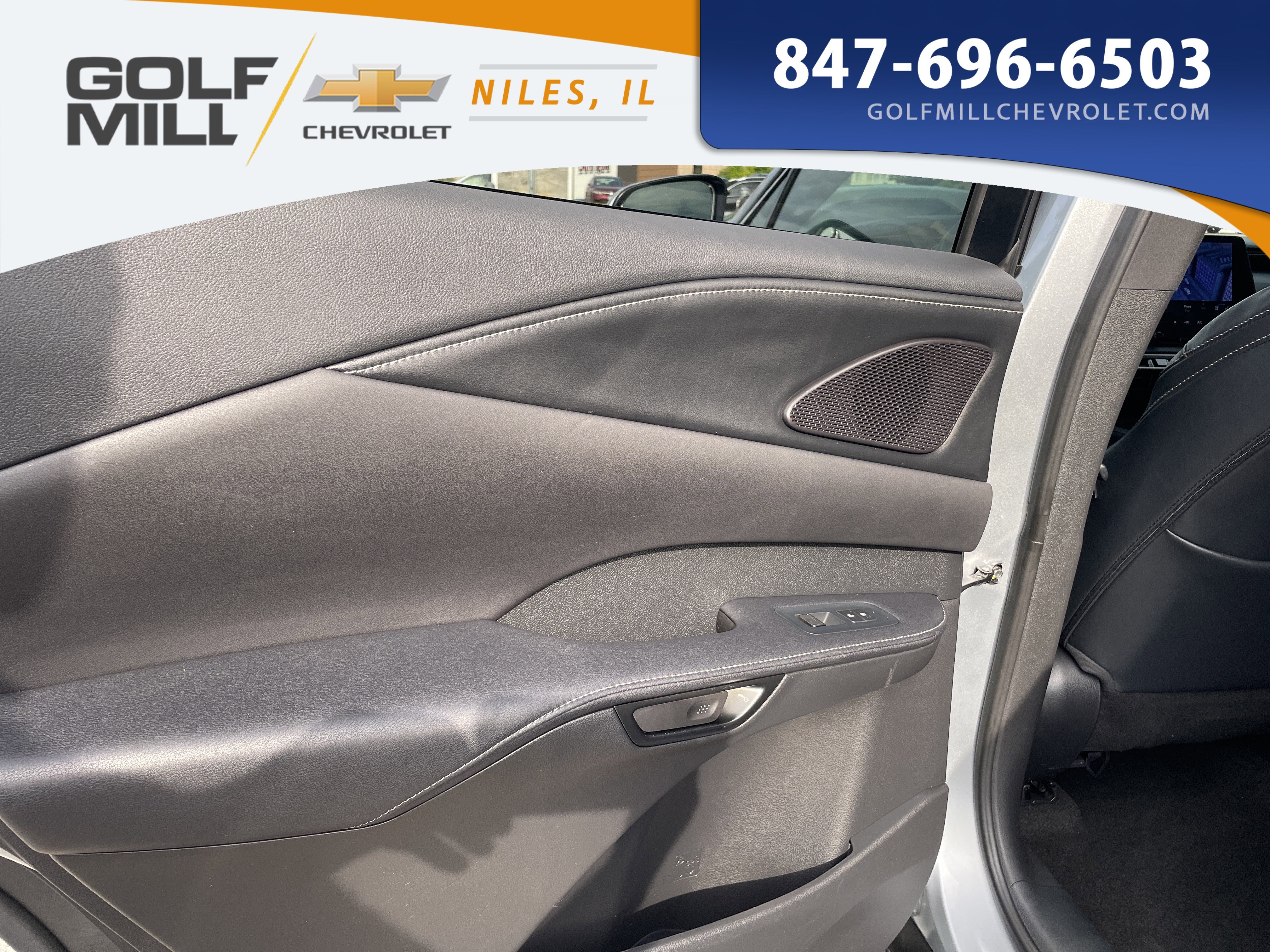 Used 2023 Silver Lexus RX 350 Premium image 13