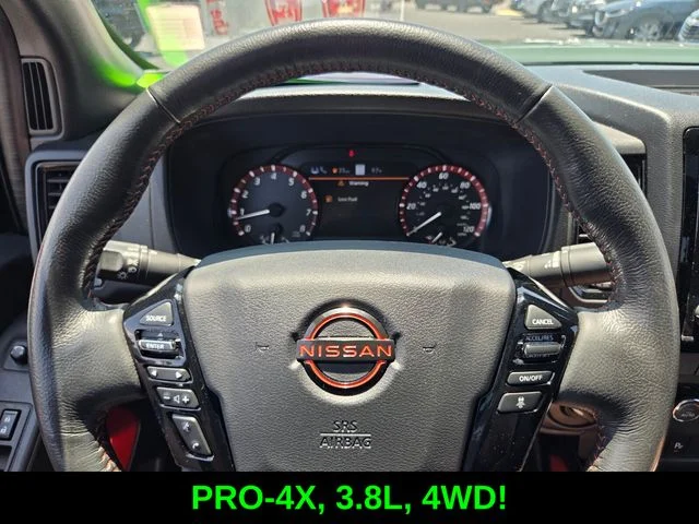 Used 2023 Green Nissan PRO-4X image 27