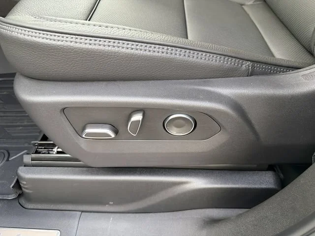 New 2026 Glacier White Tricoat GMC Denali image 22