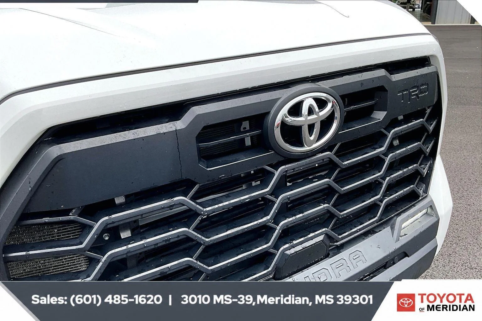 Used 2023 Ice Cap Toyota SR5 image 21