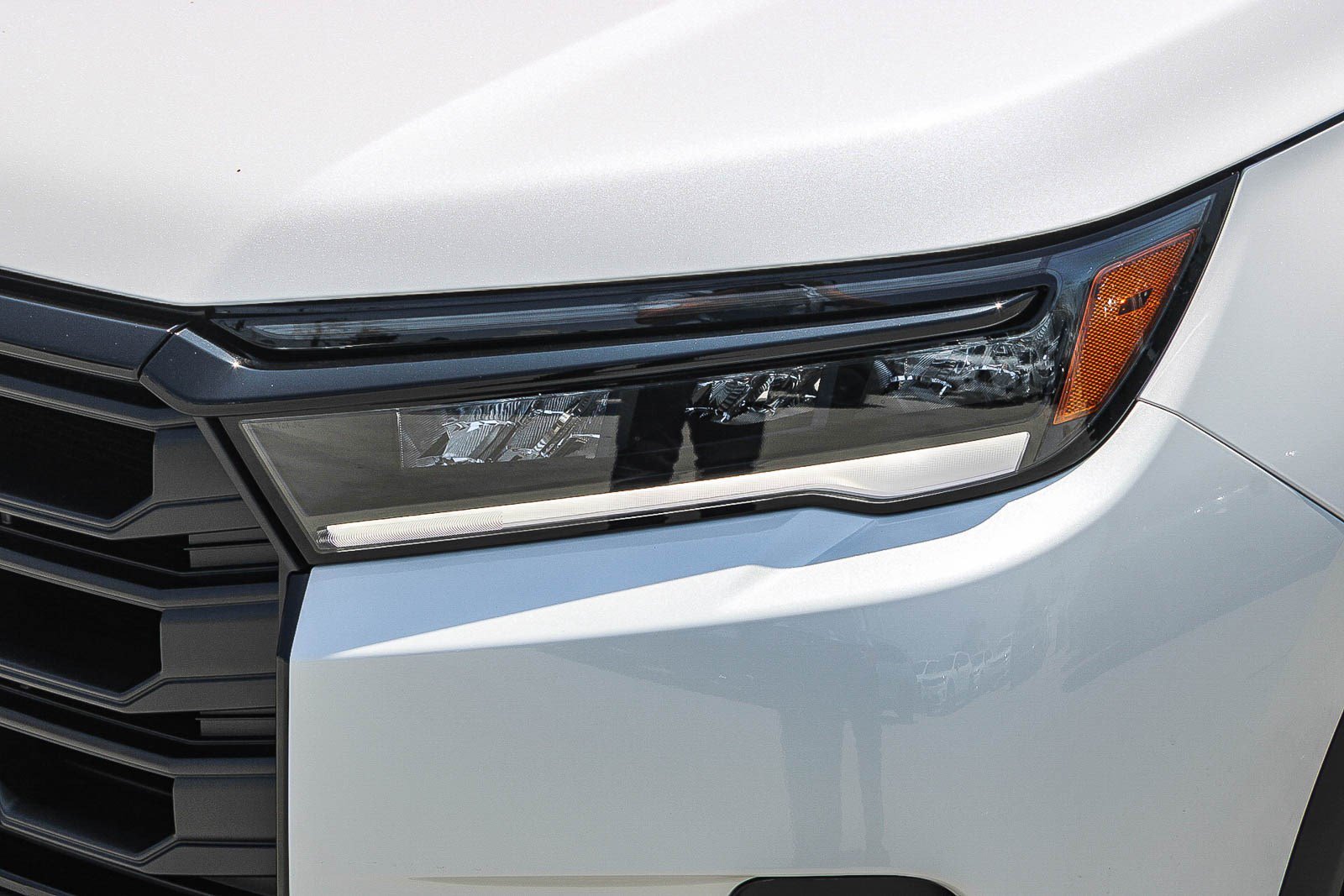 New 2026 Platinum White Pearl Honda Sport image 4