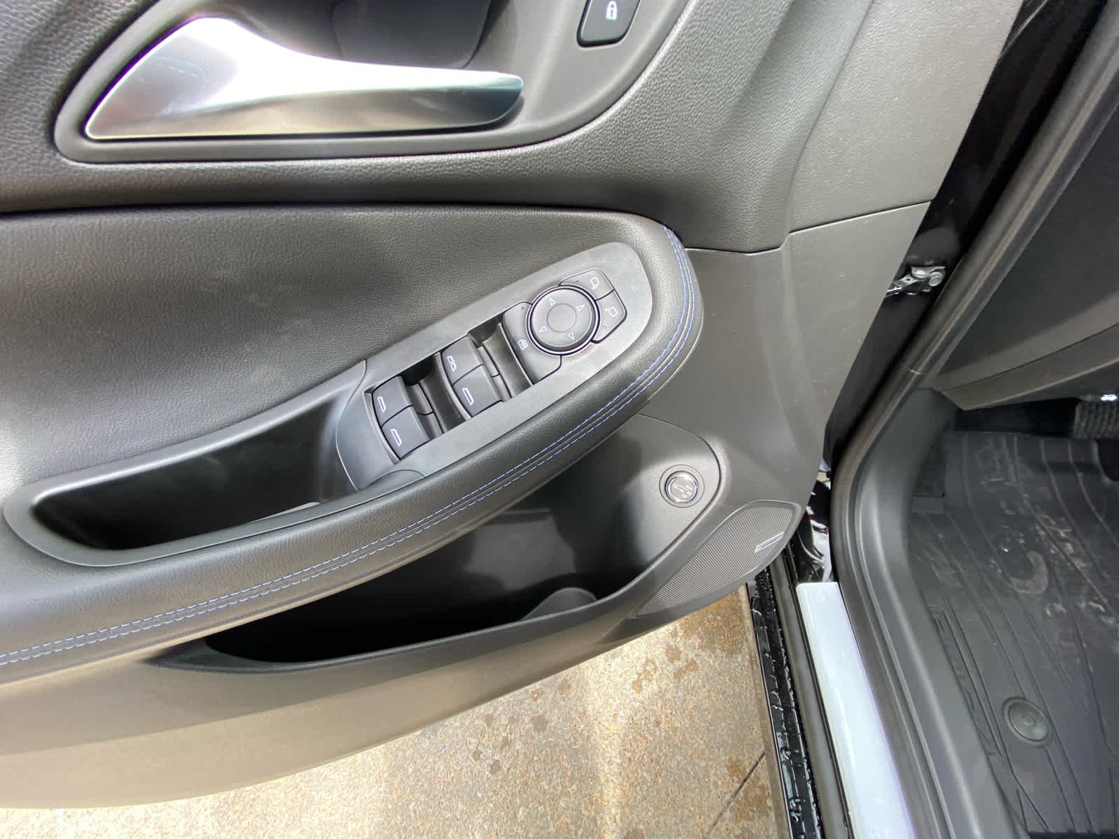 2026 Buick Encore GX Sport Touring - Photo 7