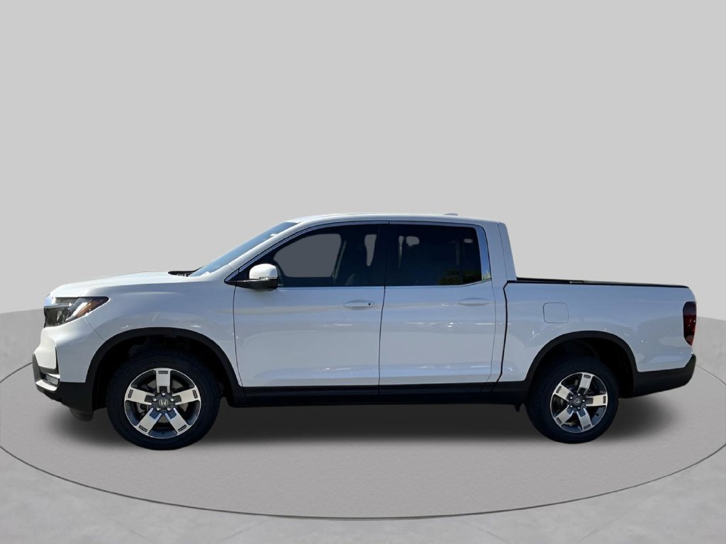 Used 2026 White Honda RTL image 3