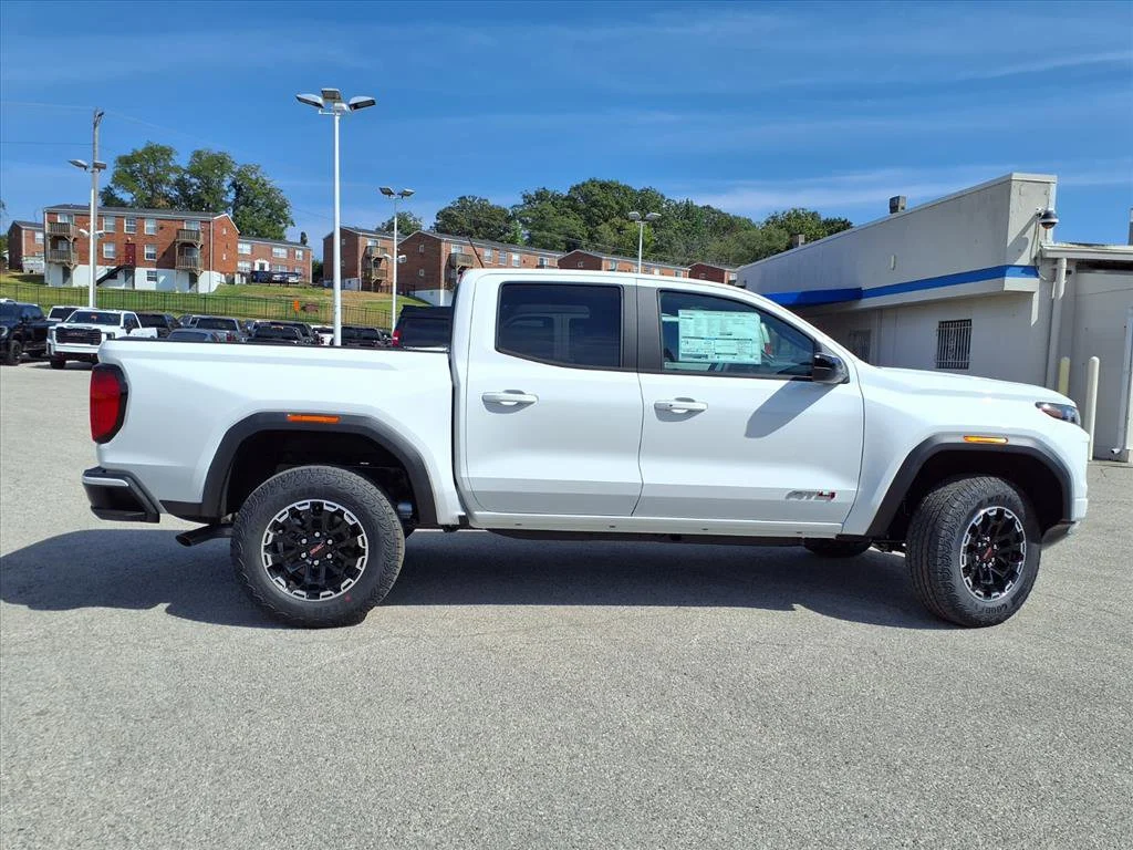 2026 GMC Canyon AT4 - Photo 20