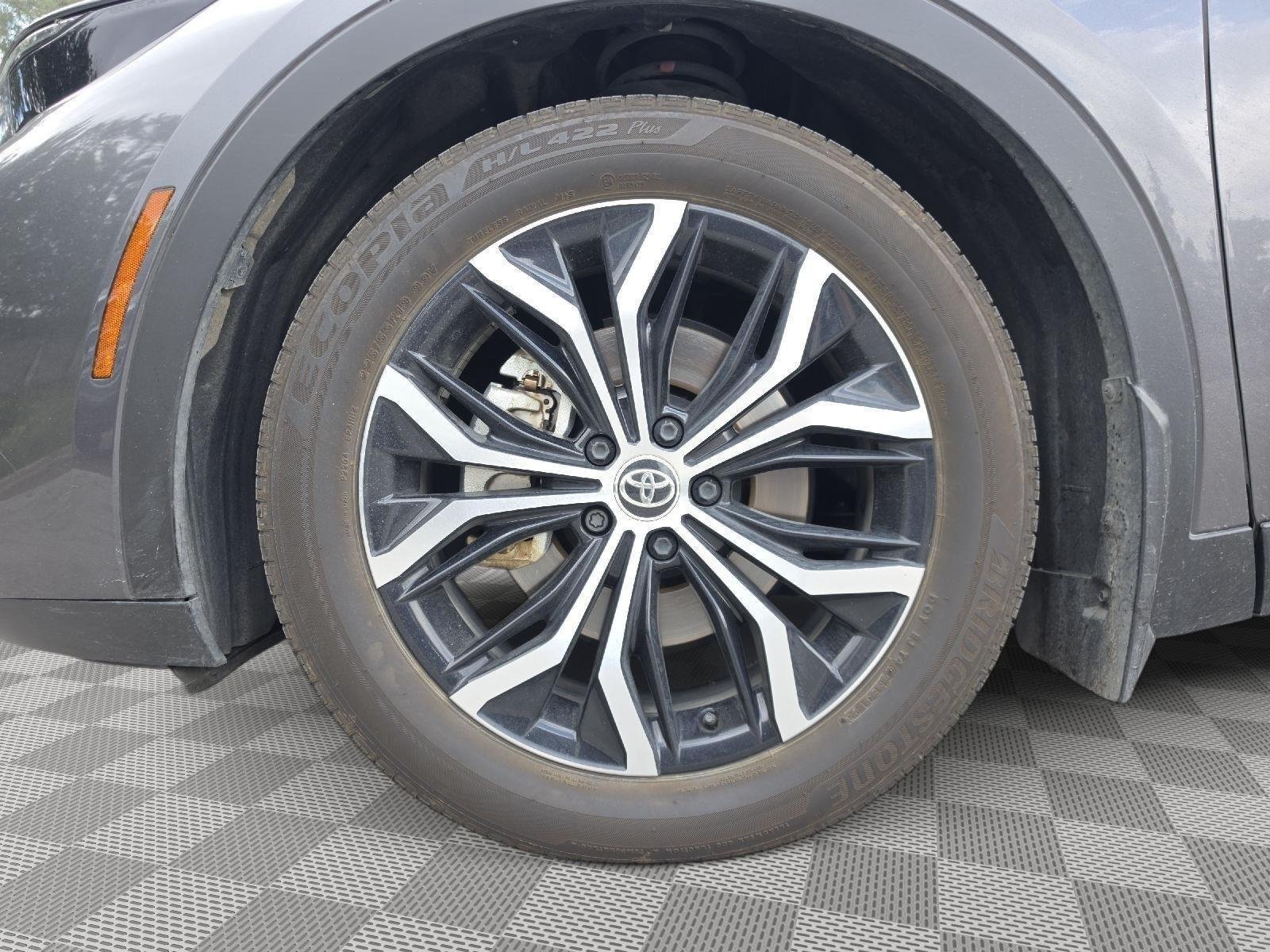 Certified Used 2023 Magnetic Gray Metallic Toyota Limited image 5