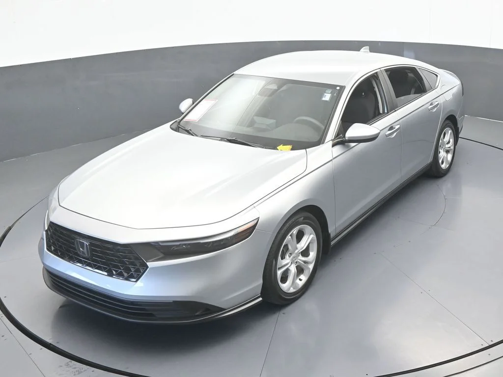 Used 2024 Silver Honda LX image 42