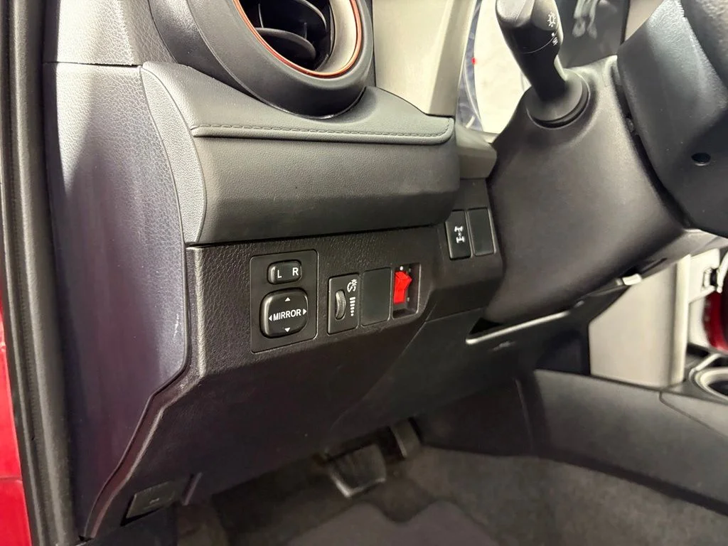 Used 2016 Red Toyota LE image 16