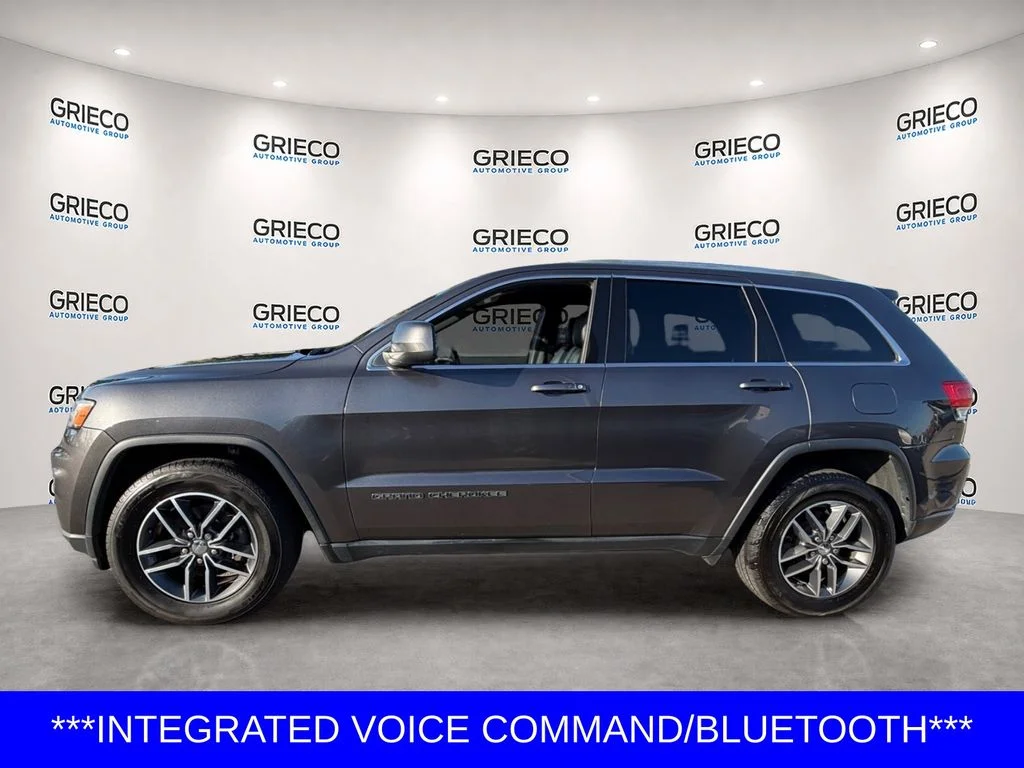Used 2018 Gray Jeep Laredo E image 4