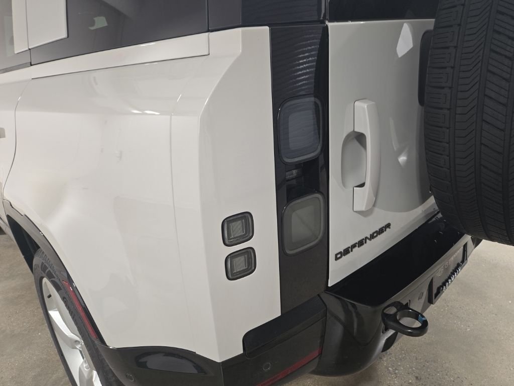 New 2026 Borasco Grey Land Rover X-Dynamic SE image 10