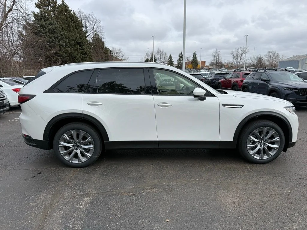 2026 Mazda CX-90 Preferred Package - Photo 10