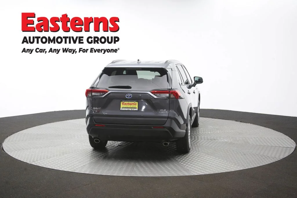Used 2021 Gray Toyota XLE image 38