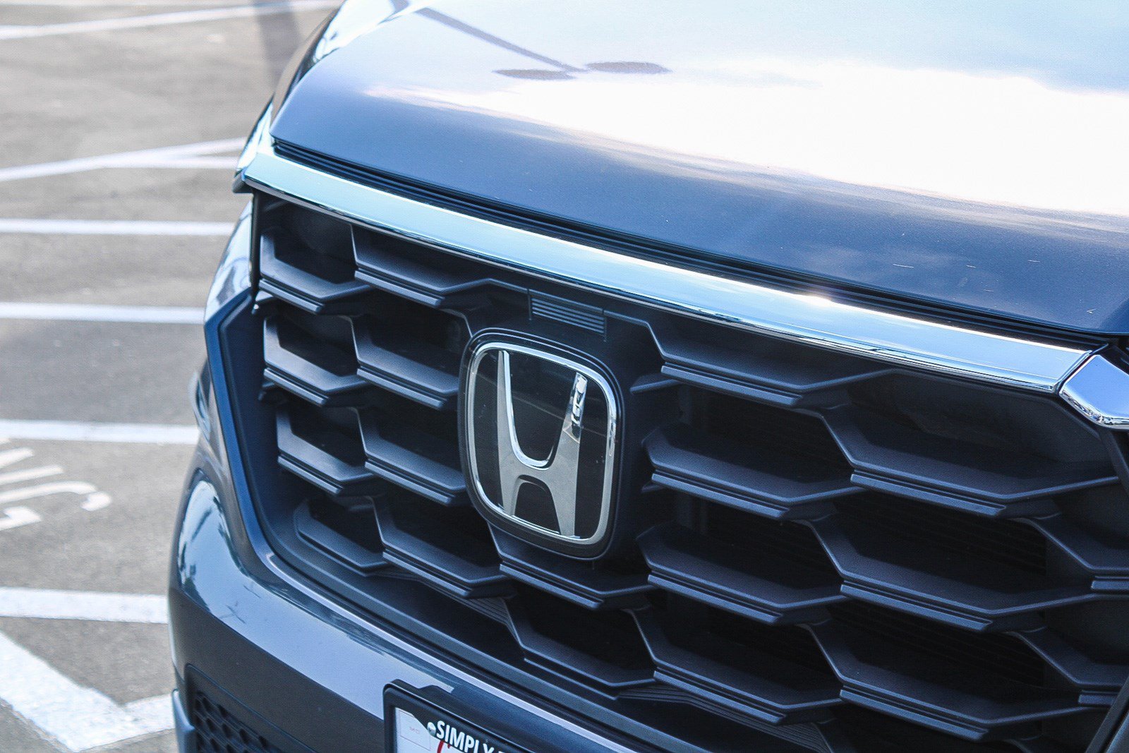Certified Used 2025 Modern Steel Metallic Honda EX-L image 5