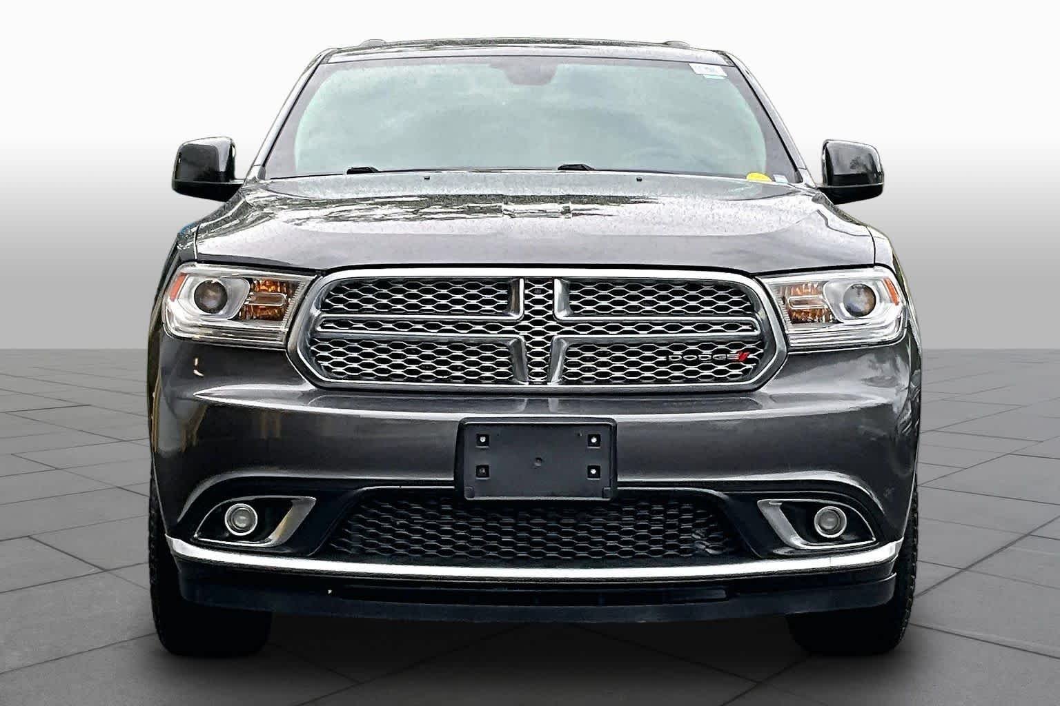 Used 2018 Granite Clearcoat Dodge SXT image 4