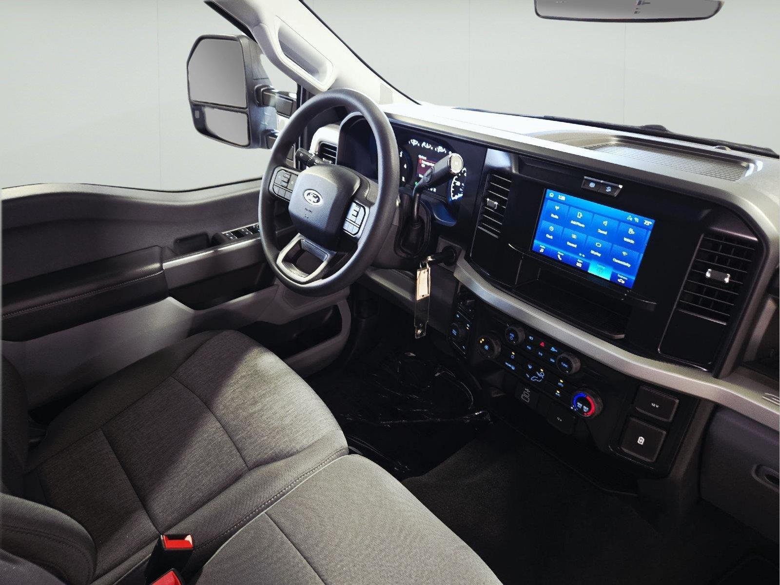 New 2026 Oxford White Ford F-250® XL image 64