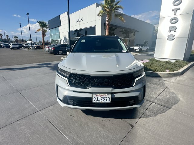 Certified Used 2023 Wolf Gray Kia SX image 2