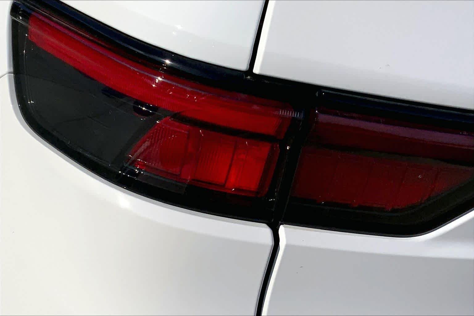 2025 Jeep Wagoneer Series II - Photo 14