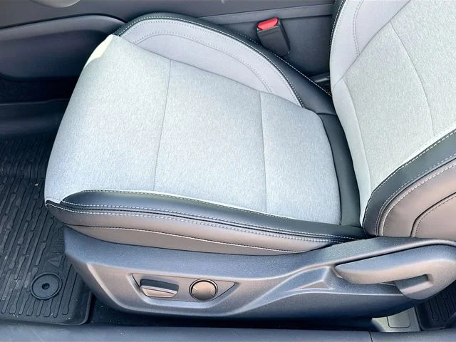 New 2025 Oxford White Ford EcoBoost image 13