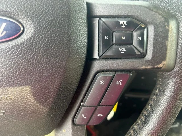 Used 2015 Red Ford XLT image 13