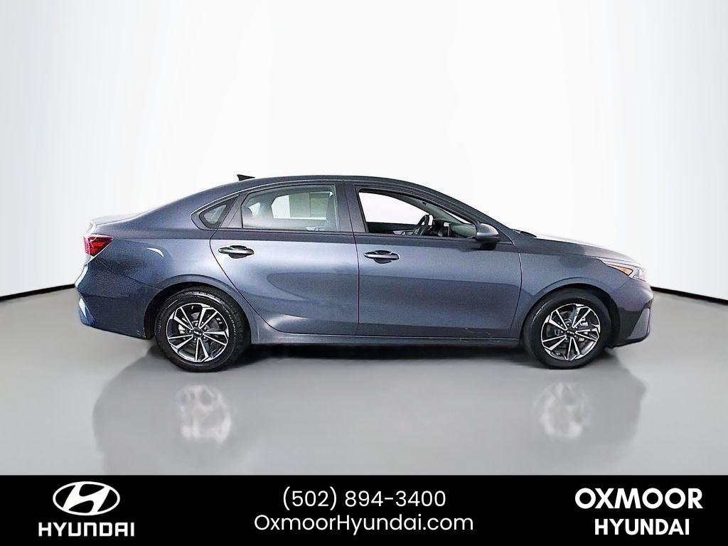 Used 2023 Gravity Gray Kia LXS image 8