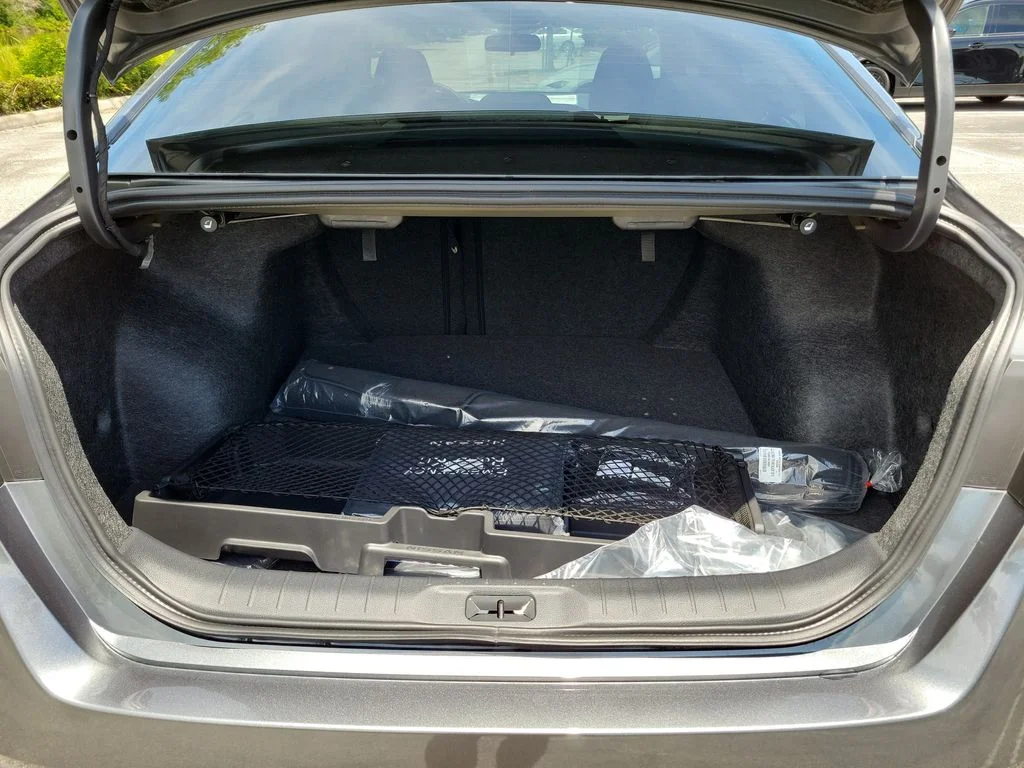 New 2026 Gray Nissan 2.5 SV image 10
