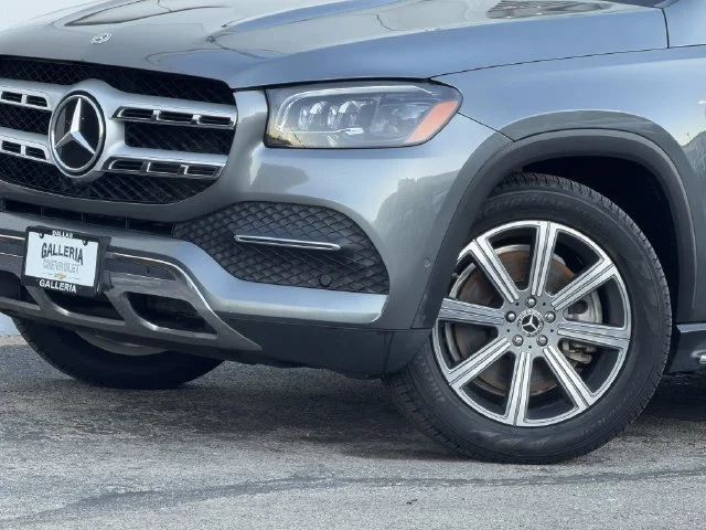 Used 2020 Gray Mercedes-Benz 4MATIC® image 9