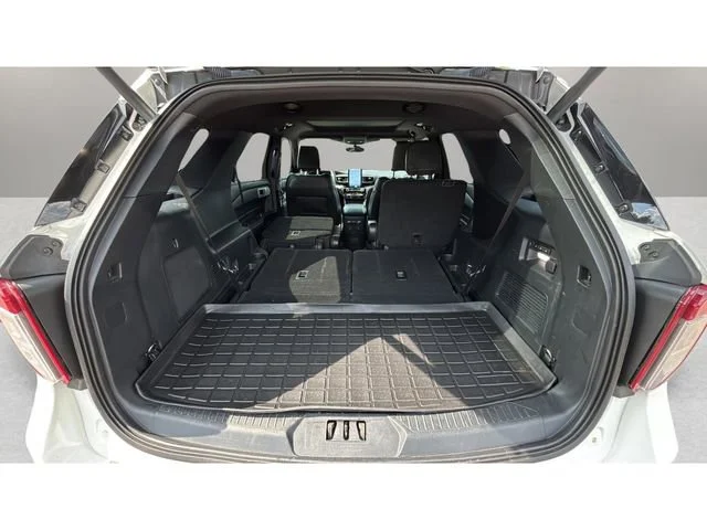 Used 2023 White Ford ST image 33