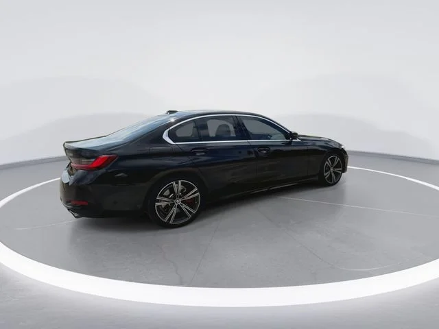 Used 2024 Black BMW 330i image 11