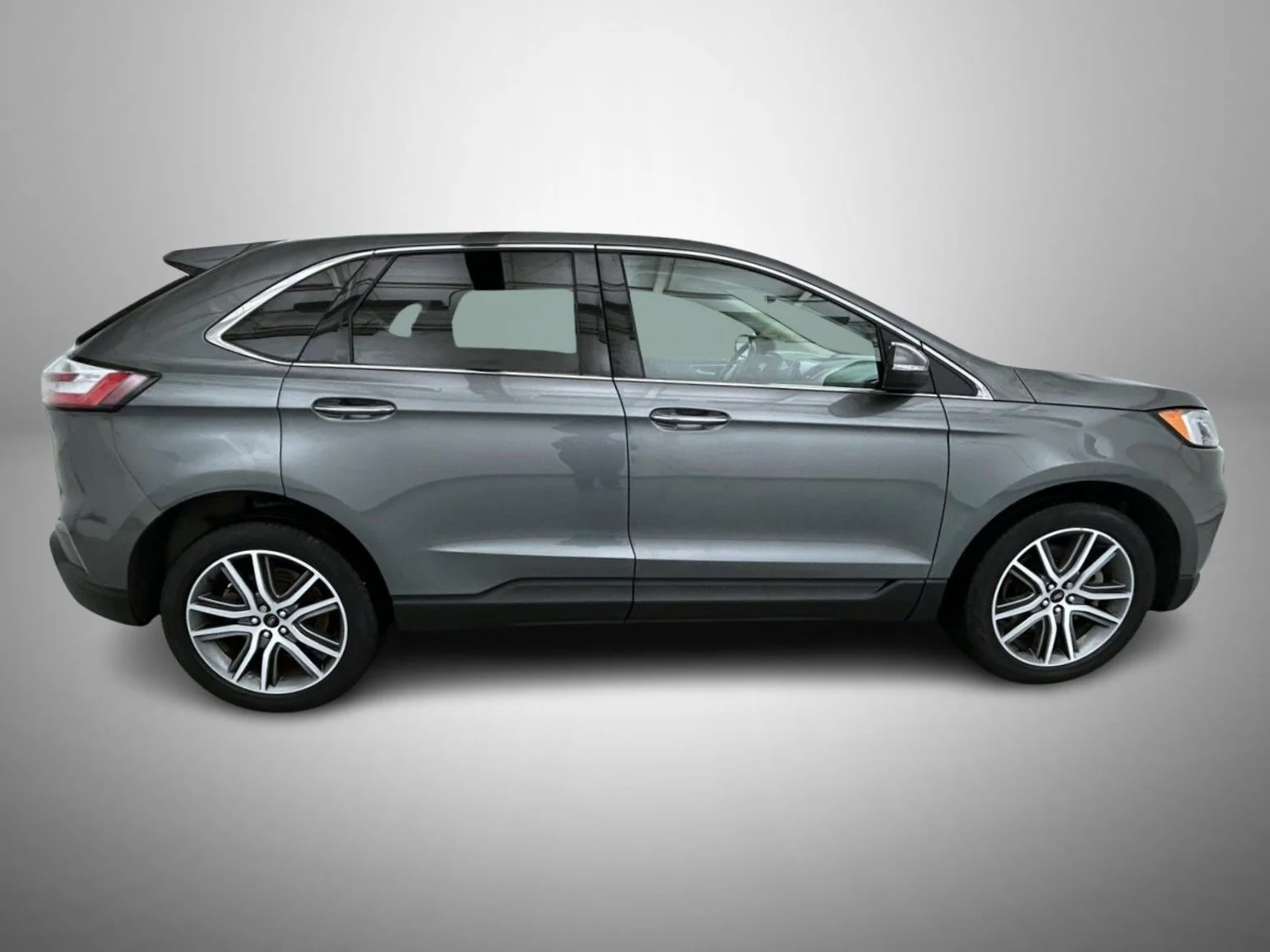 Used 2024 Gray Ford Titanium image 4