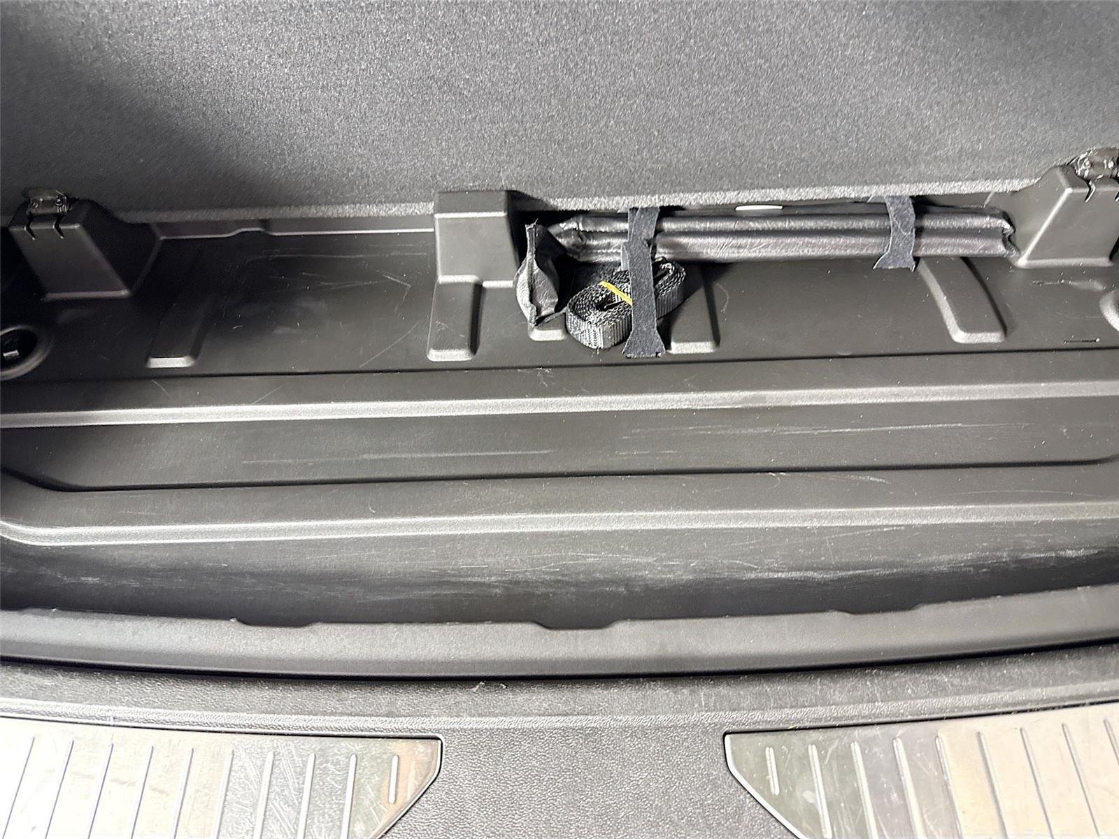 Used 2025 Onyx Black GMC Denali image 40