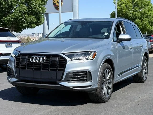 2024 Audi Q7 45 Premium Plus quattro Tiptronic's photo