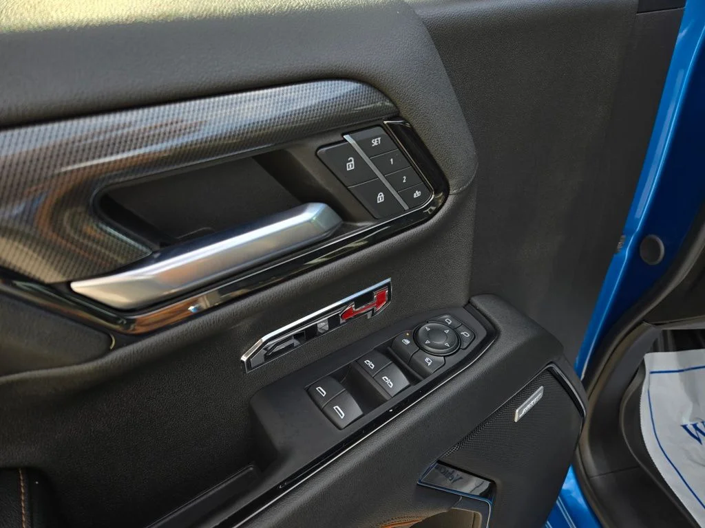 Used 2024 Blue GMC AT4 image 15