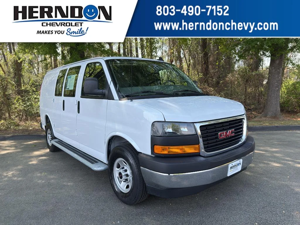 2024 GMC Savana 2500's photo