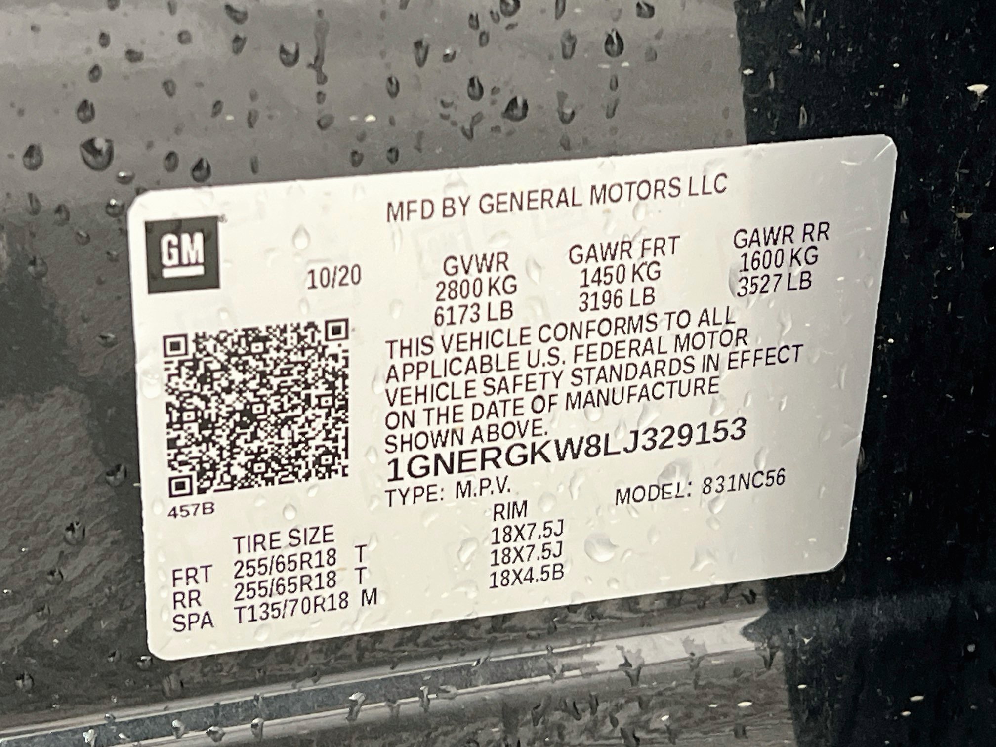 Used 2020 Graphite Metallic Chevrolet LT CLOTH image 10