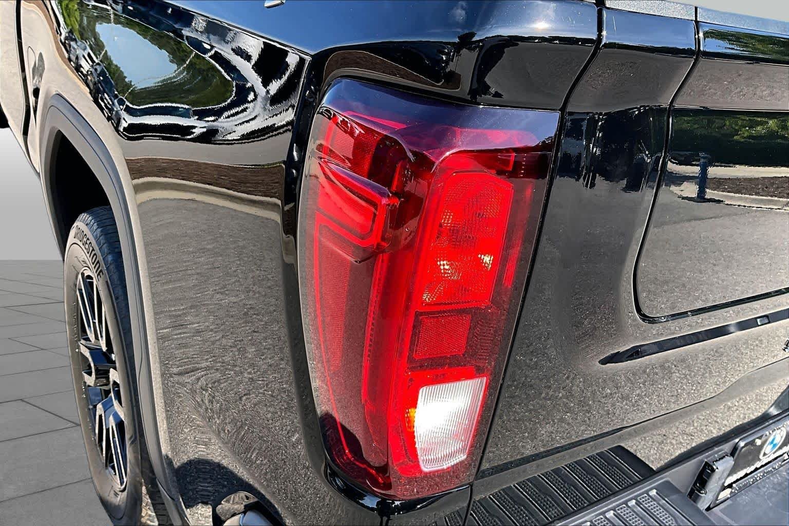 2024 GMC Sierra 1500 Elevation - Photo 29