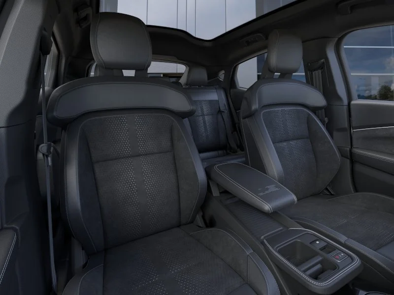2025 Ford Mustang Mach-E GT - Photo 10