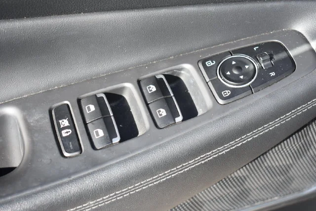 Used 2020 Gray Hyundai Limited image 11