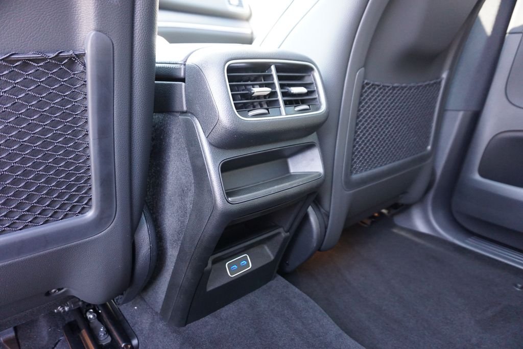 Used 2026 Obsidian Black Metallic Mercedes-Benz GLE 350 image 53
