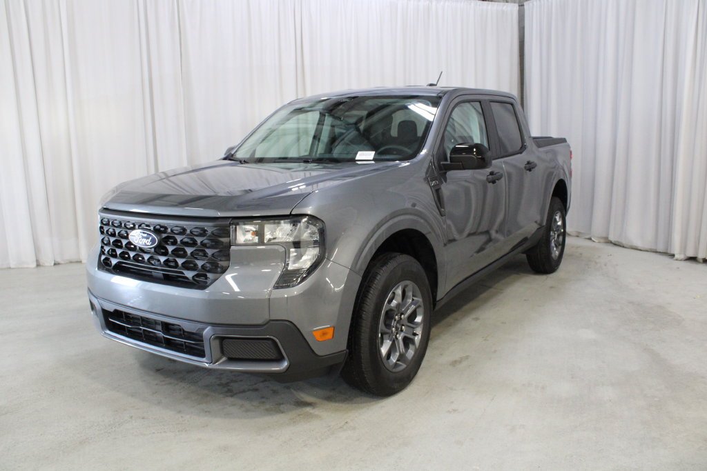 New 2026 Carbonized Gray Metallic Ford XLT image 35