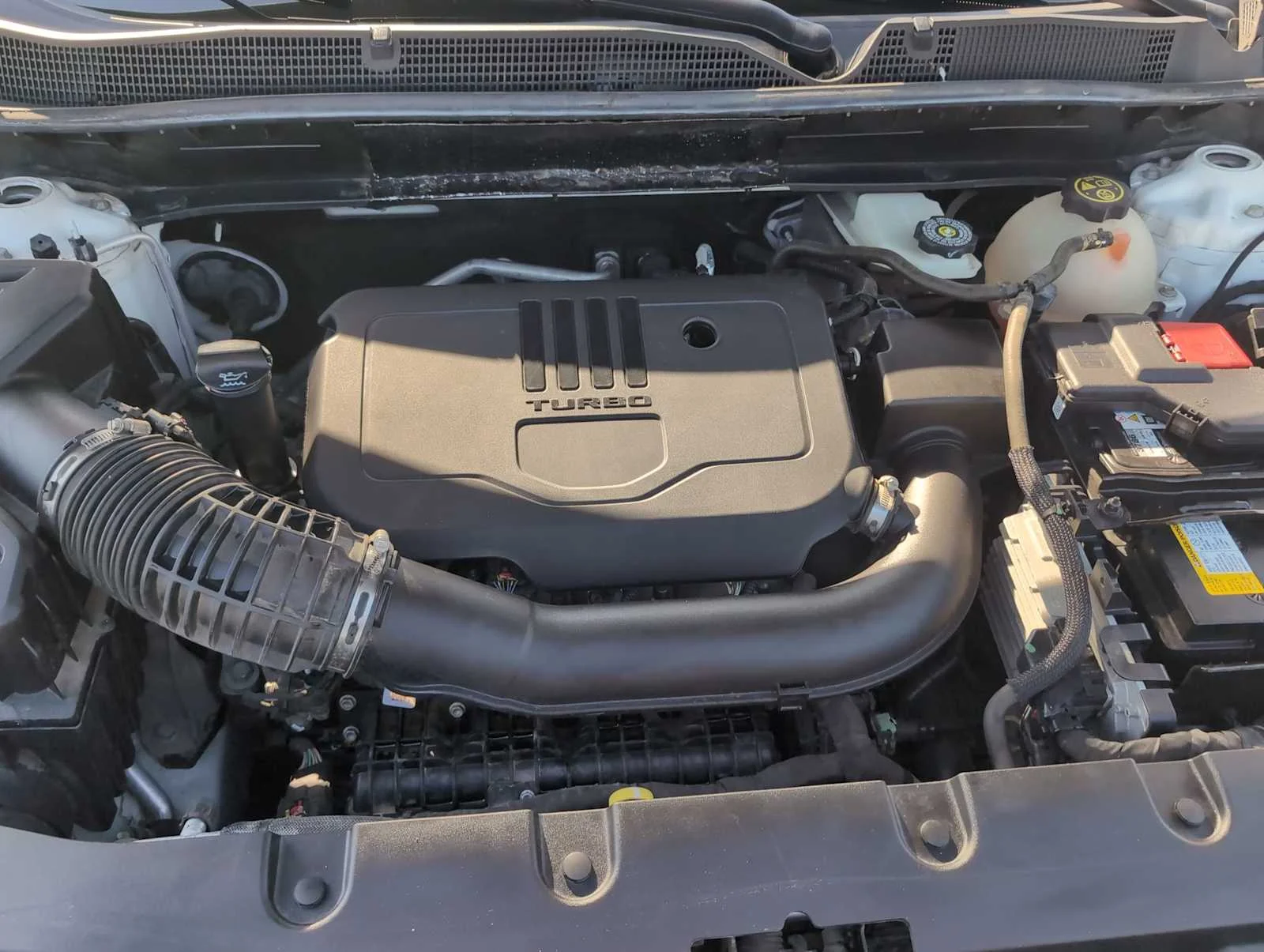 Used 2022 SUMMIT WHITE Chevrolet LT image 31