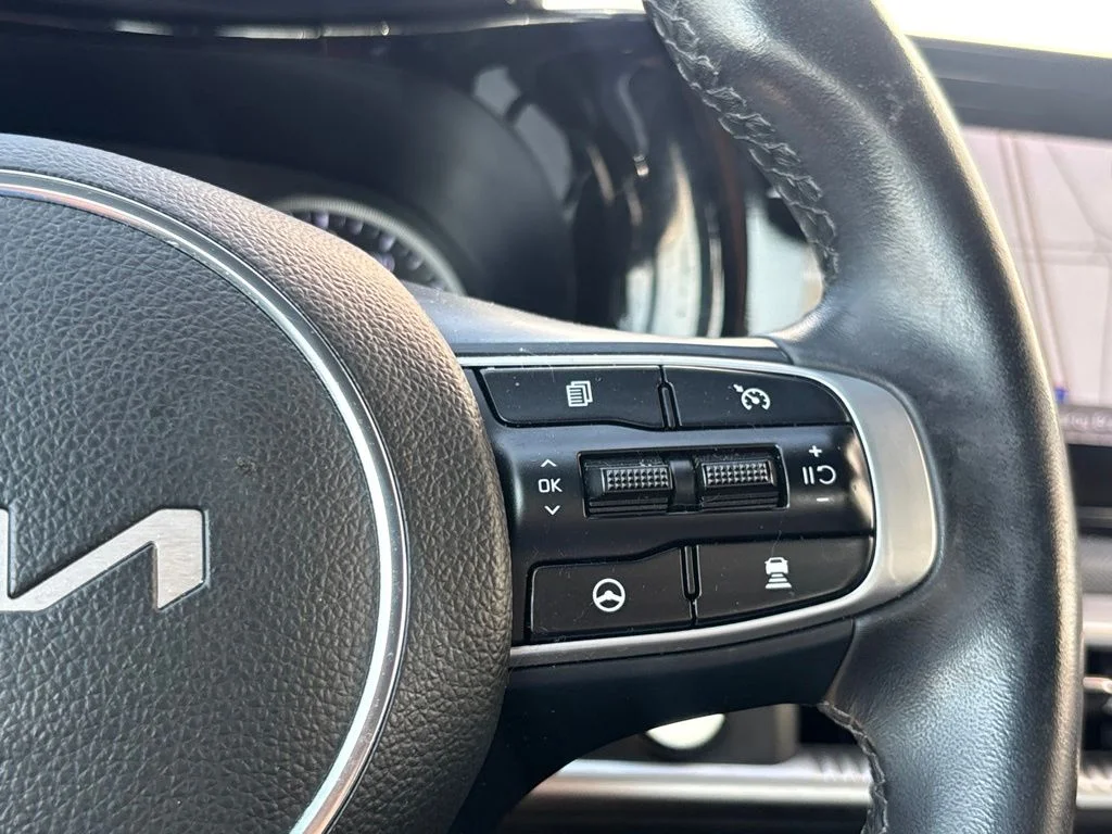 Used 2023 Blue Kia GT-Line image 23