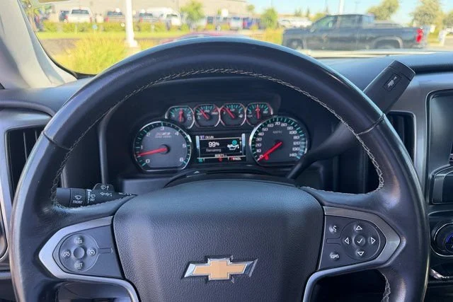 Used 2017 PEPPERDUST METALLIC Chevrolet LT image 16