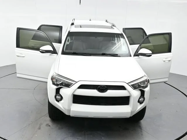 Used 2019 Super White Toyota SR5 image 42