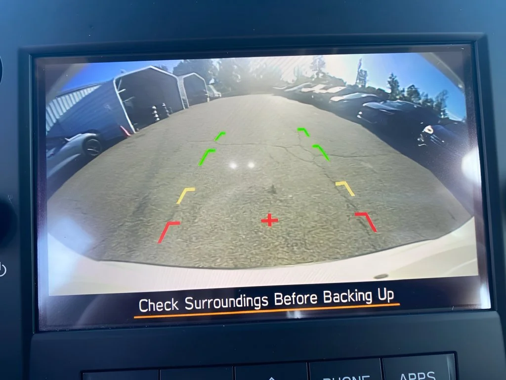 Used 2025 White Subaru  image 14