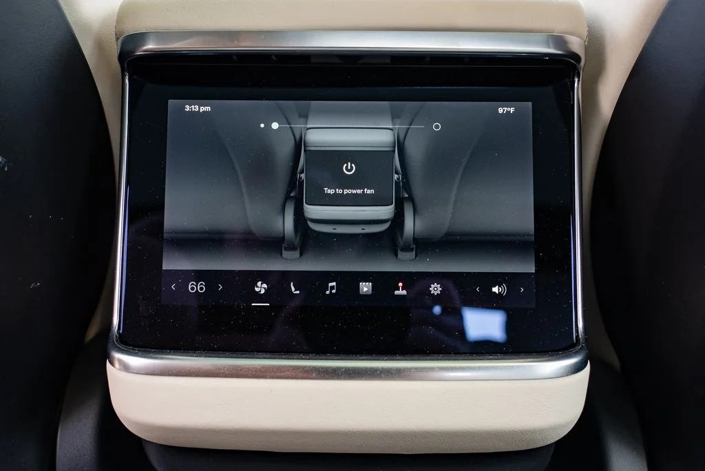 Used 2021 Blue Tesla Plaid image 9