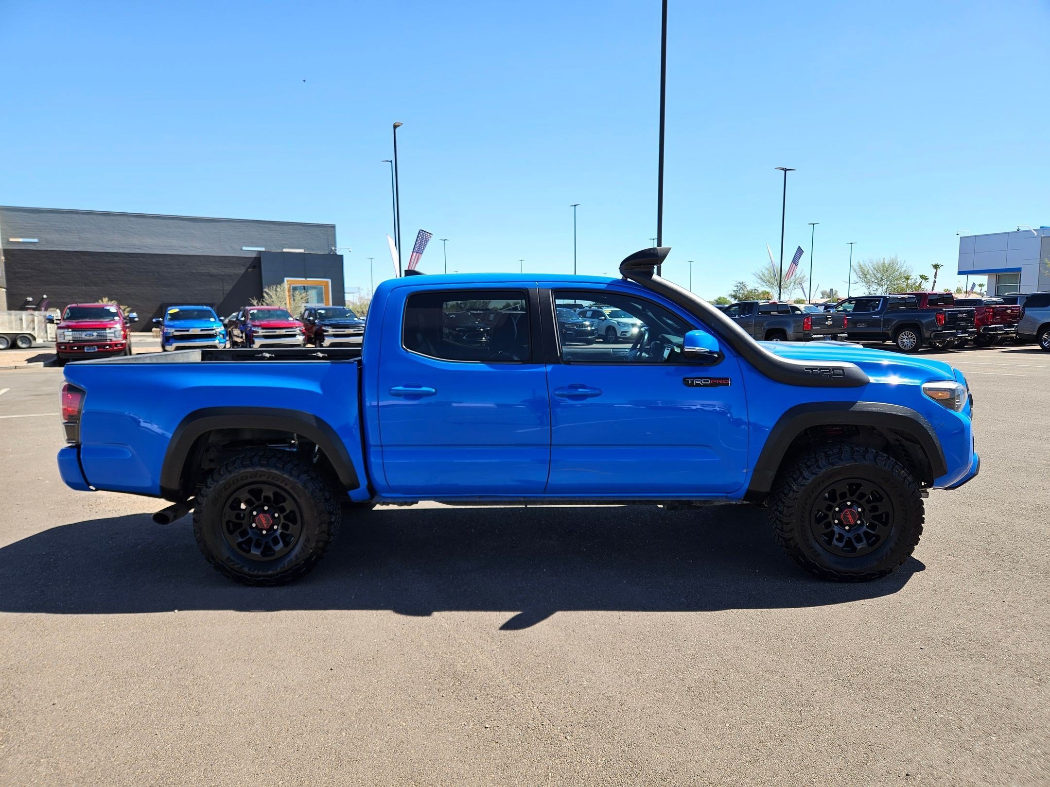Used 2019 Blue Toyota SR image 6
