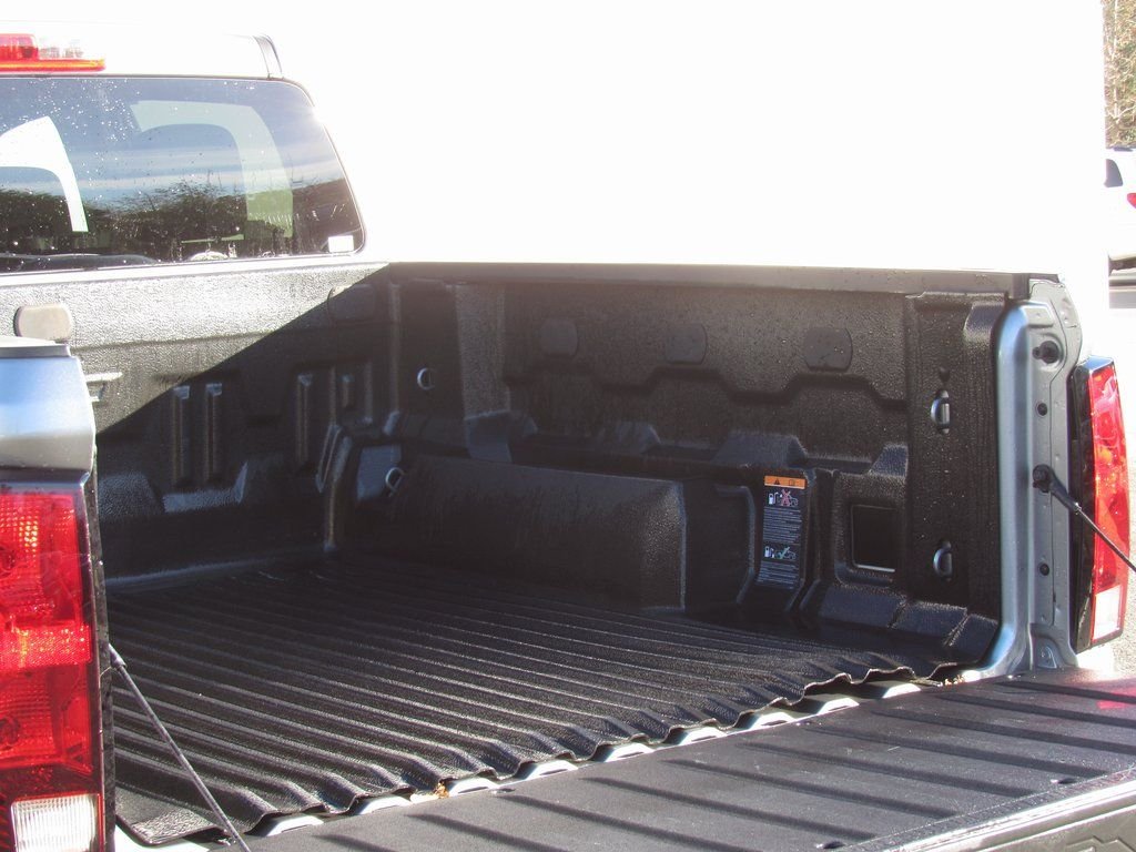 2024 Chevrolet Colorado LT - Photo 9