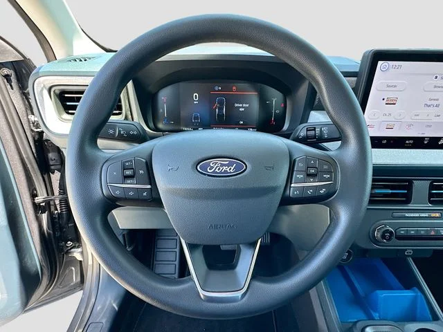 New 2026 Gray Metallic Ford XLT image 7