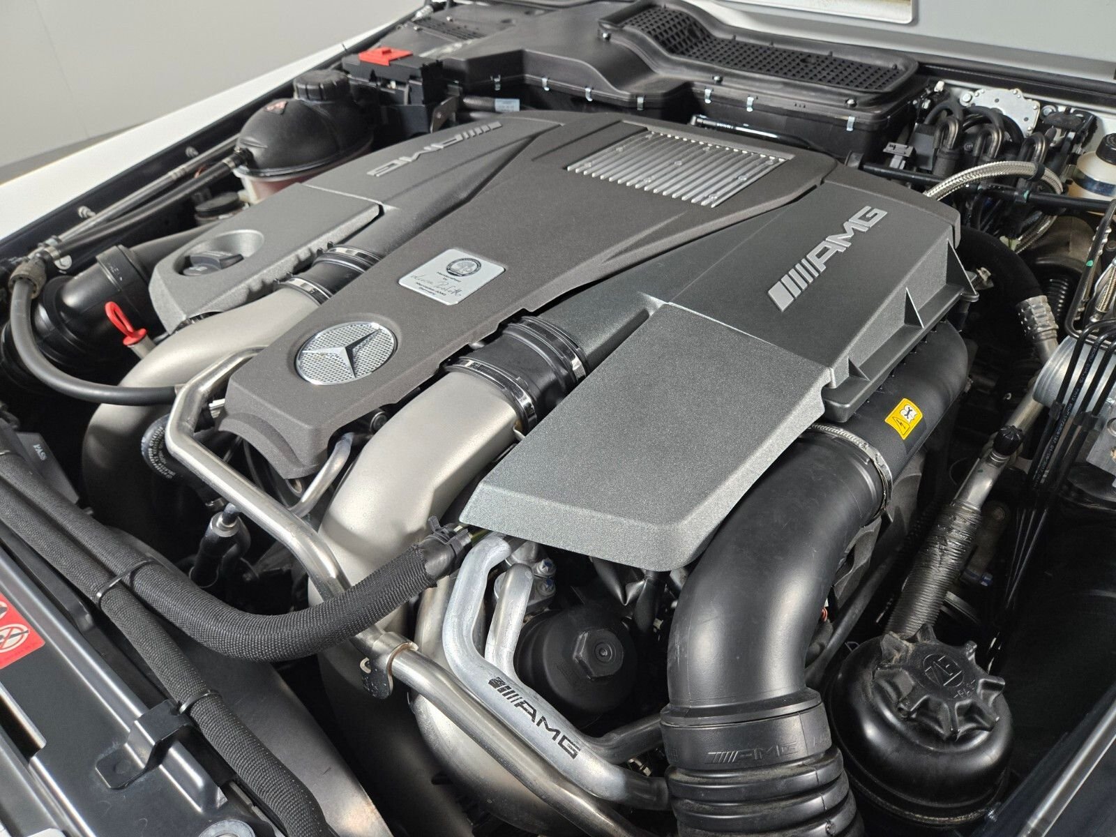 Used 2018 Polar White Mercedes-Benz G 63 AMG® image 20