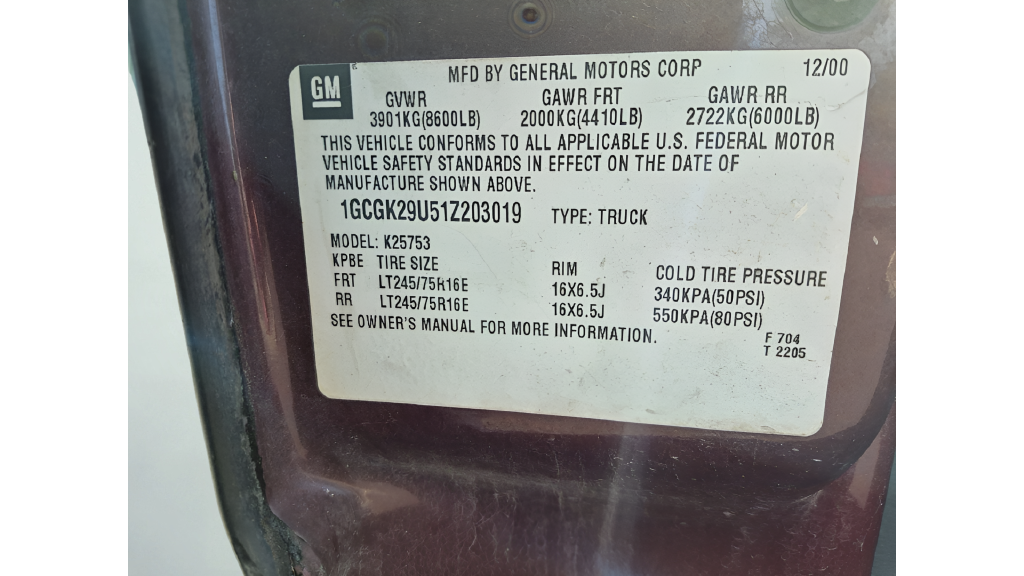 2001 Chevrolet Silverado LS - Photo 13